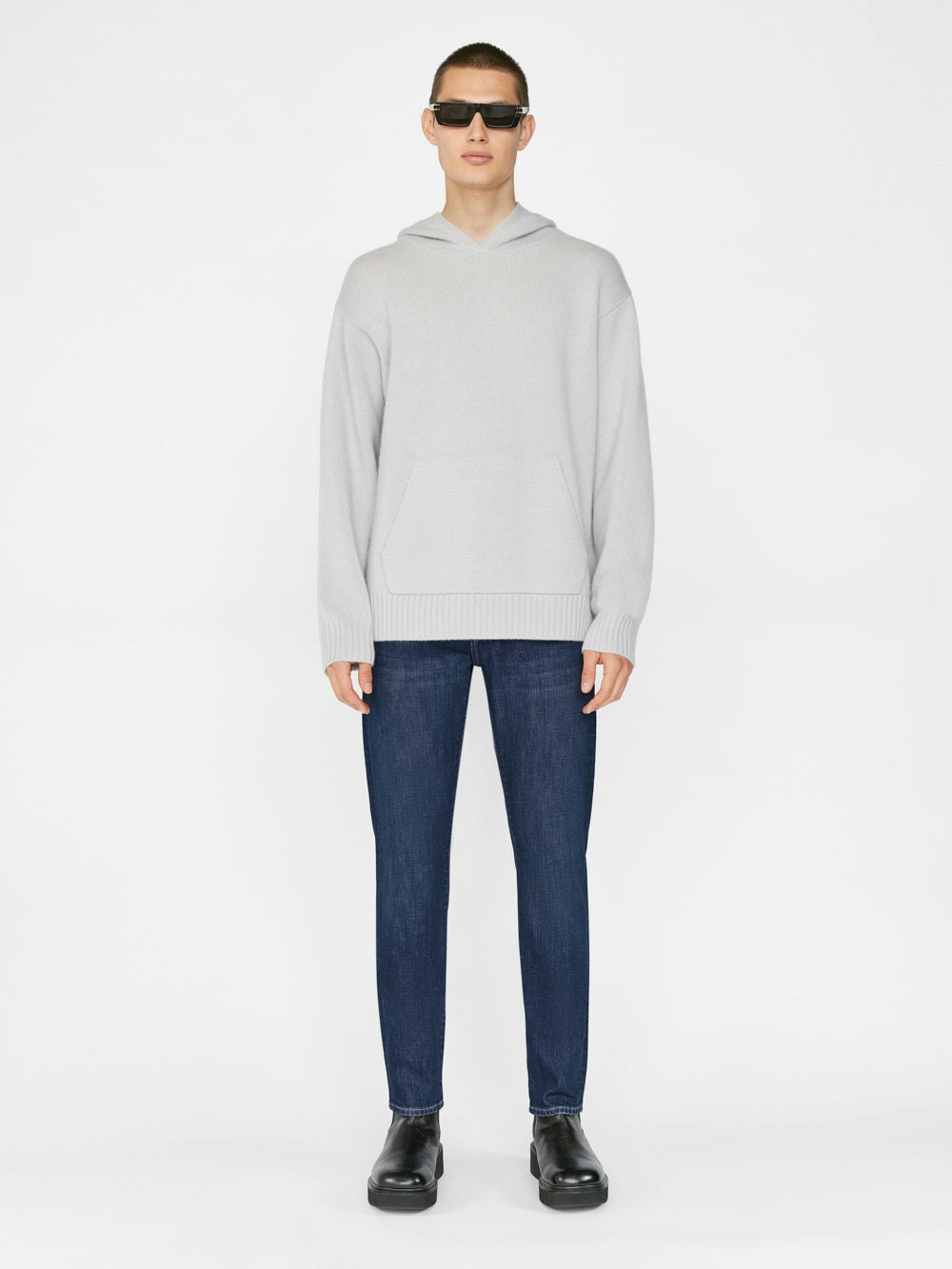 jeans full body view alt:hover